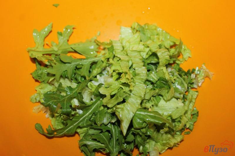 Фото приготовление рецепта: Салат с курицей и морковью шаг №2