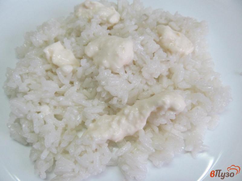 Фото приготовление рецепта: Салат с курицей капустой и рисом шаг №3