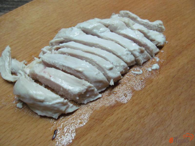 Фото приготовление рецепта: Куриная грудка в карамели по китайски шаг №3