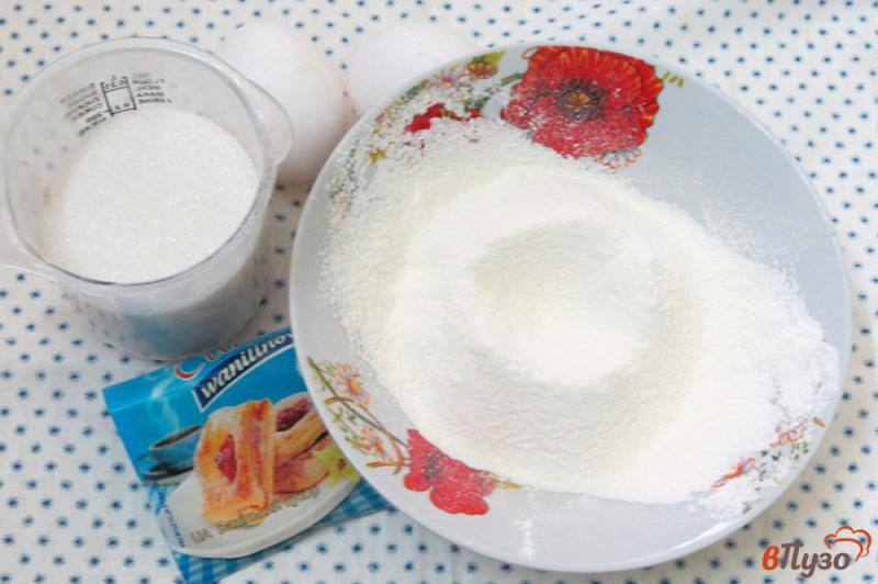 Фото приготовление рецепта: Йогуртовый тортик шаг №1