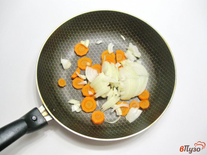 Фото приготовление рецепта: Овощное рагу с тыквой и зеленым горошком шаг №1