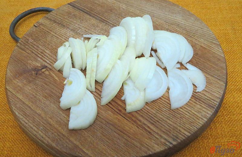 Фото приготовление рецепта: Тарталетки с куриным филе и грибами (фуршет 1) шаг №4