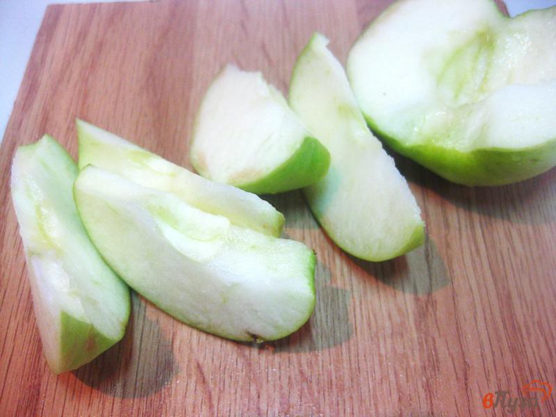 Фото приготовление рецепта: Утка с яблоками порционно шаг №2