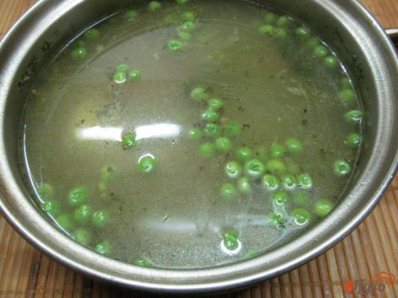 Фото приготовление рецепта: Овощной суп с вермишелью на курином бульоне шаг №4