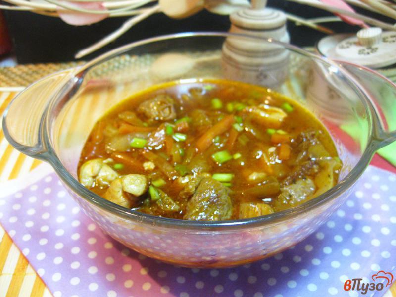 Фото приготовление рецепта: Мясо в томатном соусе с овощами шаг №7