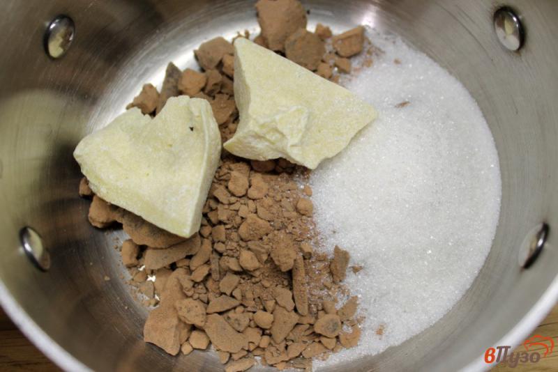 Фото приготовление рецепта: Шоколадные батончики с орехами, имбирем и черносливом шаг №1