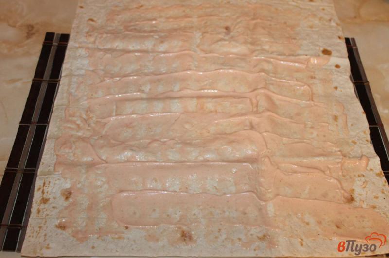 Фото приготовление рецепта: Фаршированный запеченный лаваш с мясом, грибами и сыром шаг №2