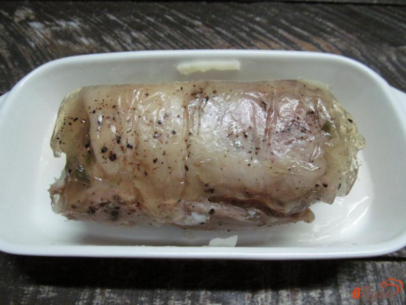 Фото приготовление рецепта: Куриные ножки фаршированные свиным фаршем шаг №6