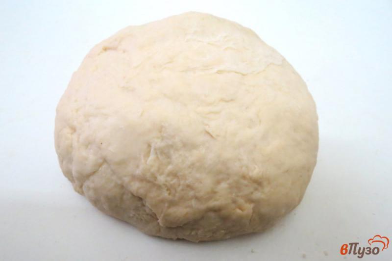 Фото приготовление рецепта: Пирожки с начинкой из грибов и риса шаг №5