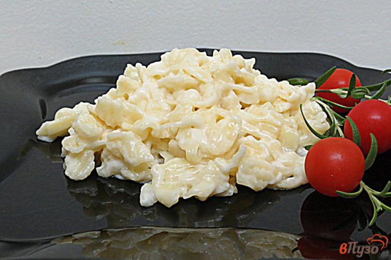 Фото приготовление рецепта: Макароны с сыром по-американски шаг №11