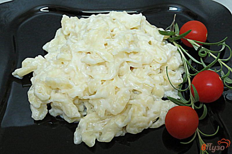 Фото приготовление рецепта: Макароны с сыром по-американски шаг №10