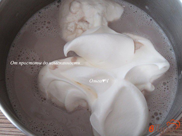 Фото приготовление рецепта: Черничное мороженое шаг №4