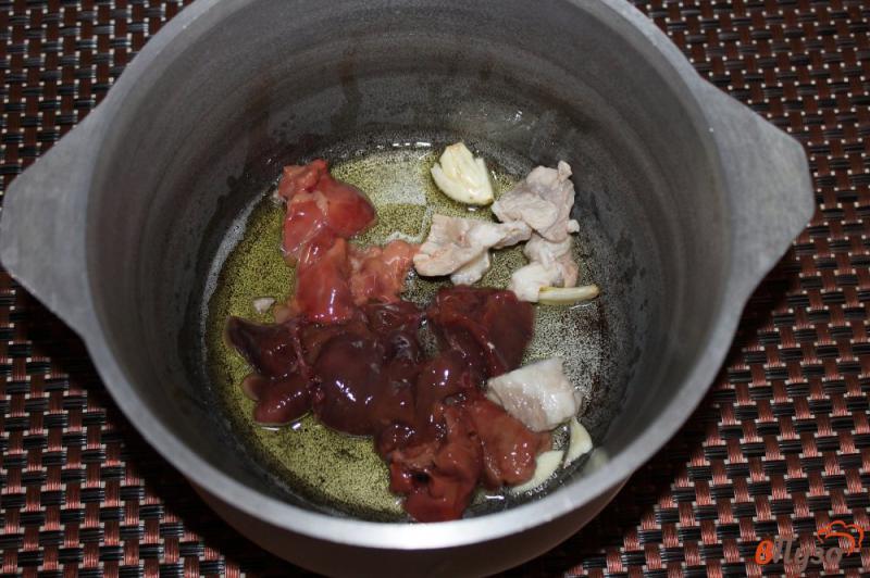 Фото приготовление рецепта: Рагу овощное с картофелем и куриной печенью шаг №2