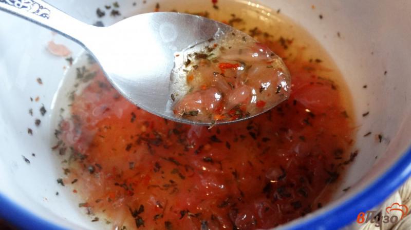 Фото приготовление рецепта: Салат с грейпфрутом и курицей по-тайски шаг №2