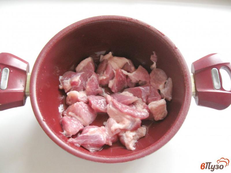 Фото приготовление рецепта: Жаркое из свинины с картофелем по-домашнему шаг №1
