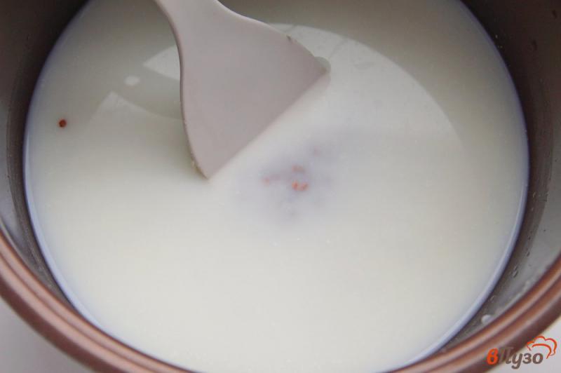 Фото приготовление рецепта: Молочная каша «Дружба» в мультиварке шаг №3