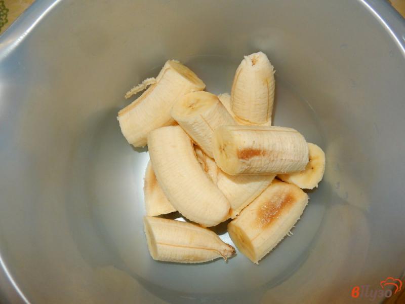 Фото приготовление рецепта: Праздничный банановый кекс шаг №2