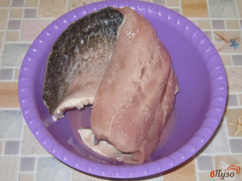 Фото приготовление рецепта: Котлеты рыбные с салом шаг №1