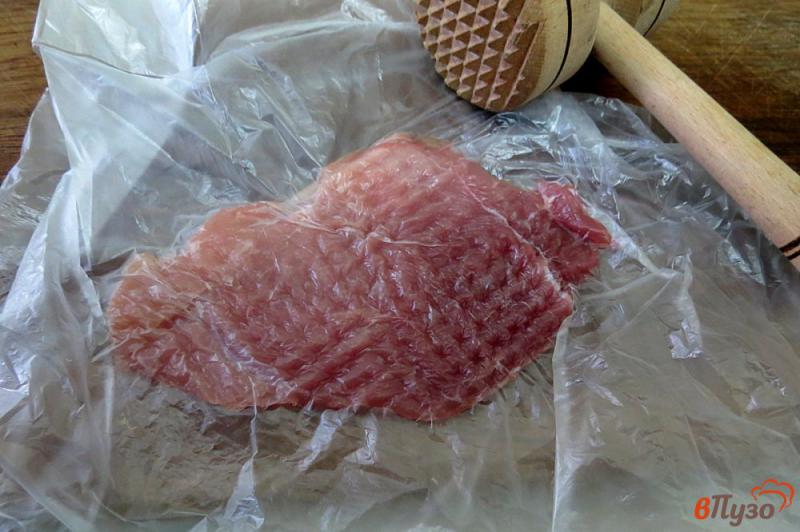 Фото приготовление рецепта: Свинина запеченная в духовке шаг №3
