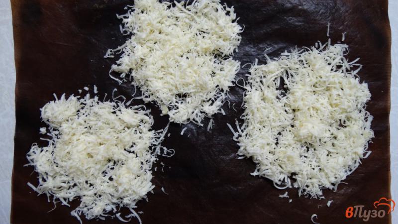Фото приготовление рецепта: Салат Оливье в сырных тарталетках шаг №6