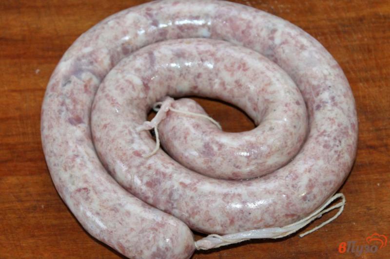 Фото приготовление рецепта: Колбаса из свинины с салом и чесноком шаг №5