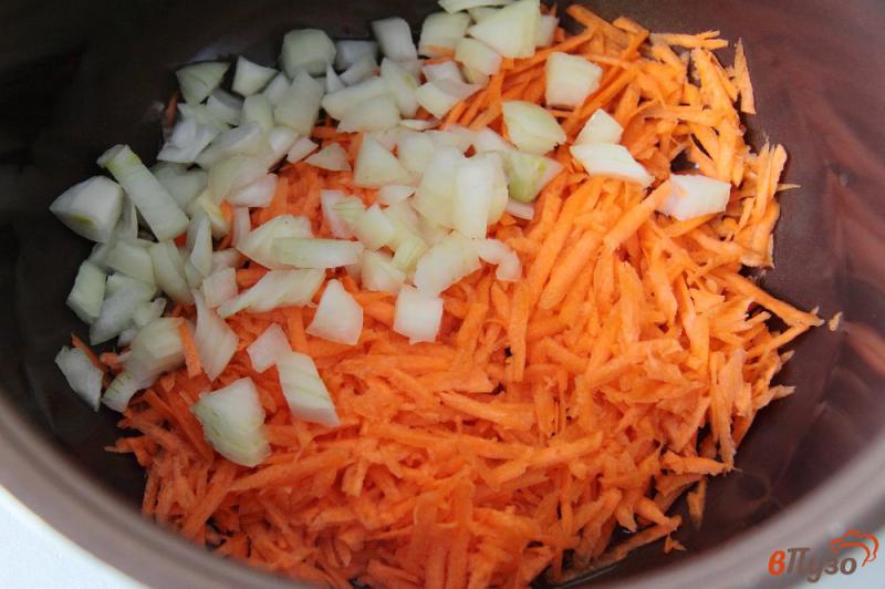 Фото приготовление рецепта: Суп с фрикадельками и рисом в мультиварке шаг №1