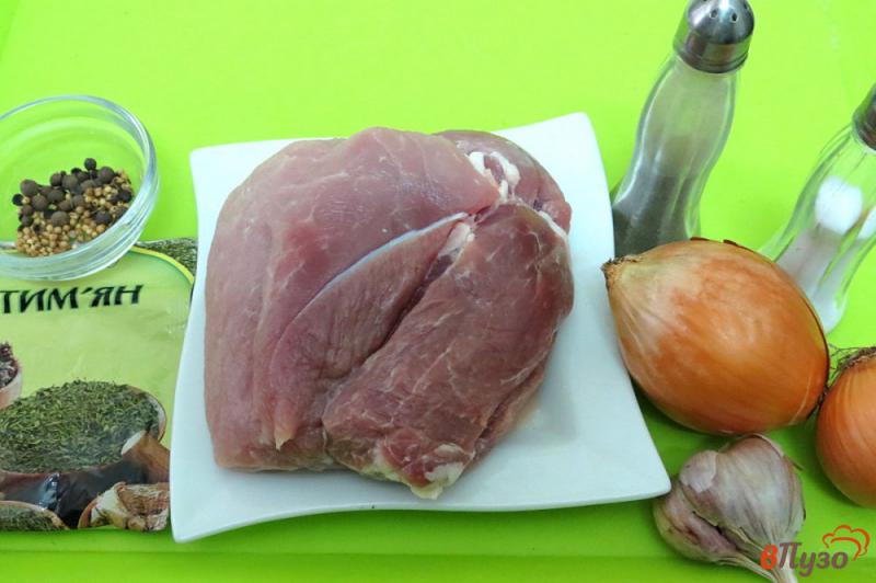 Фото приготовление рецепта: Свинина запеченная в духовке, в фольге шаг №1