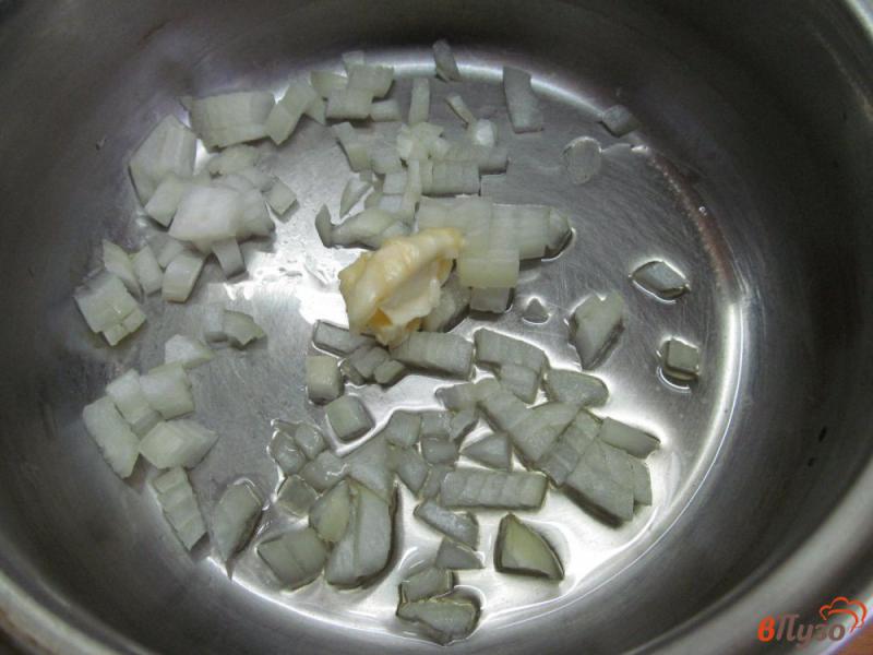 Фото приготовление рецепта: Суп грибной с клецками шаг №1