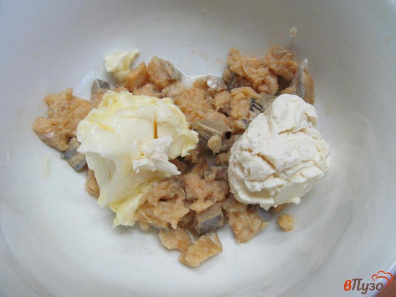 Фото приготовление рецепта: Закуска из сельди с морковью и мягким плавленым сыром шаг №3