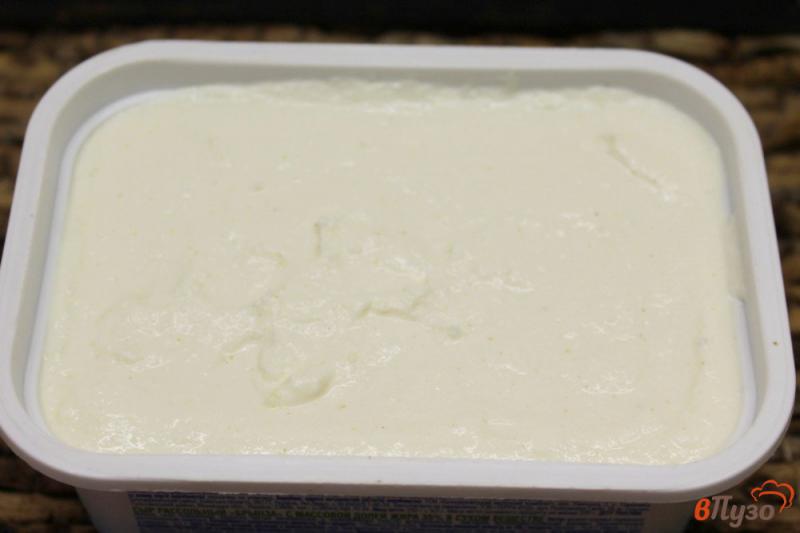 Фото приготовление рецепта: Домашний крем-сыр с ароматом карри шаг №5
