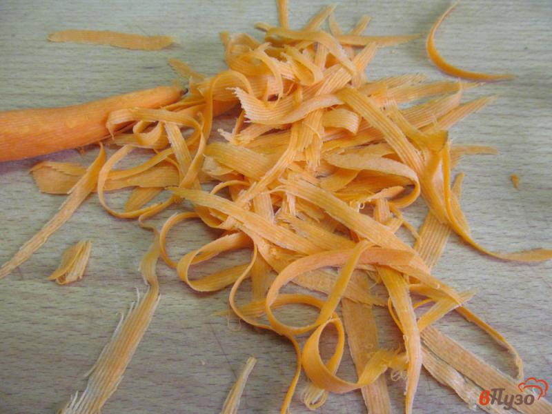 Фото приготовление рецепта: Салат из моркови с сыром панир шаг №1