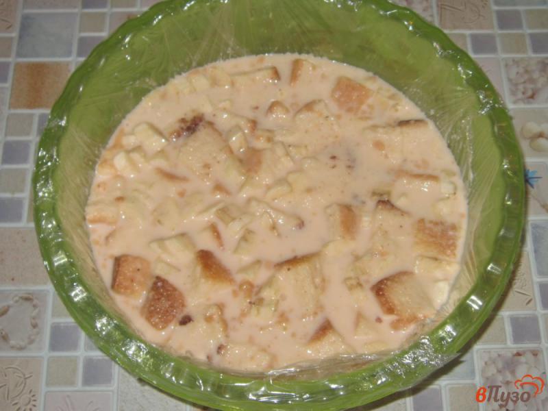 Фото приготовление рецепта: Торт «Йогуртовая радость» с ананасами шаг №12