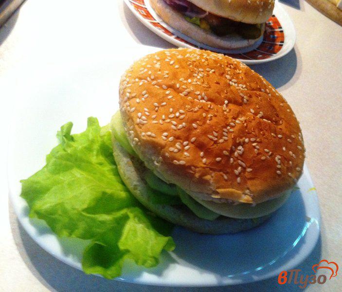 Фото приготовление рецепта: Домашний гамбургер шаг №10