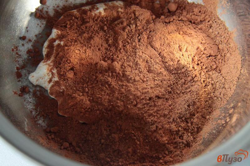 Фото приготовление рецепта: Шоколадная паста с кокосовой стружкой шаг №3