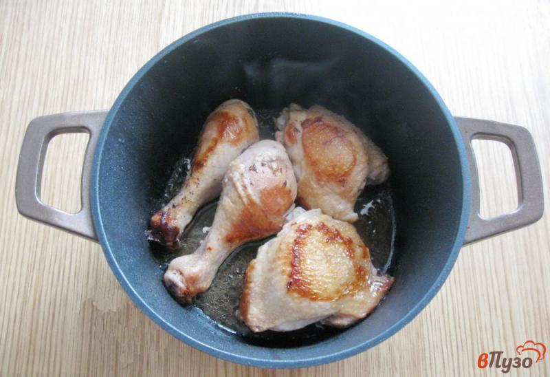 Фото приготовление рецепта: Курица с вялеными томатами в сливках шаг №2