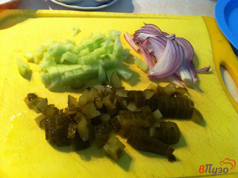 Фото приготовление рецепта: Салат из морепродуктов шаг №3