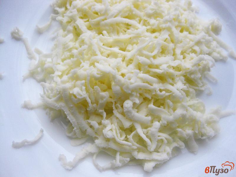 Фото приготовление рецепта: Лаваш с адыгейским сыром в панировке из кунжута шаг №2