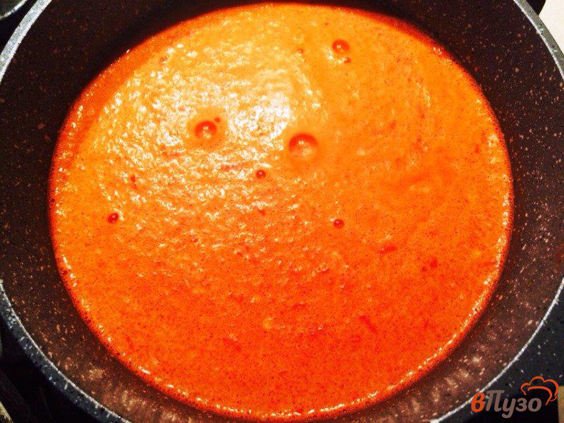 Фото приготовление рецепта: Сладкий тайский соус чили шаг №3