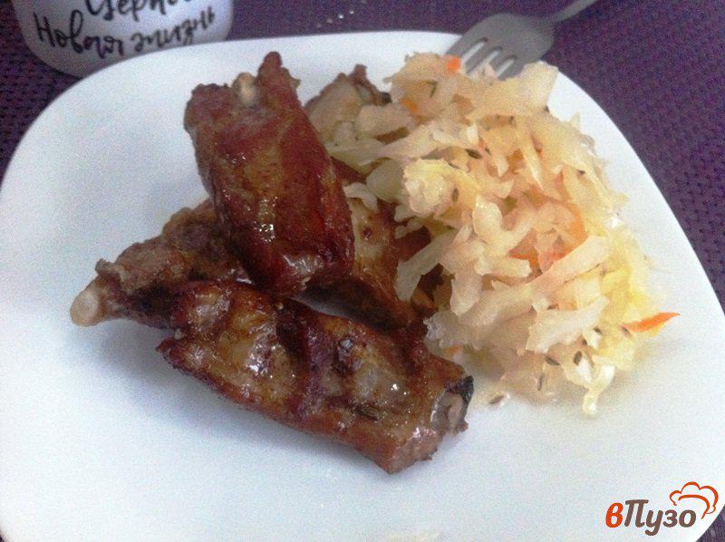 Фото приготовление рецепта: Свиные ребрышки в соусе барбекю шаг №5