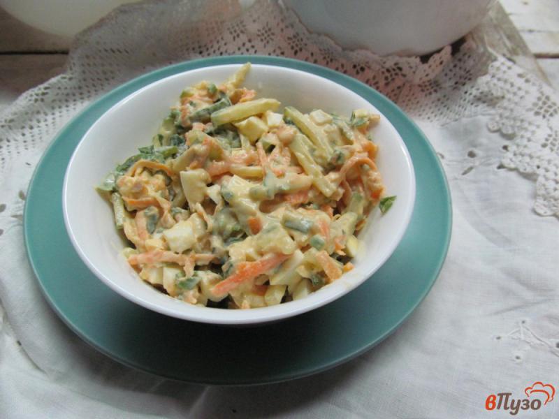 Фото приготовление рецепта: Зимний салат из моркови с сельдереем шаг №5