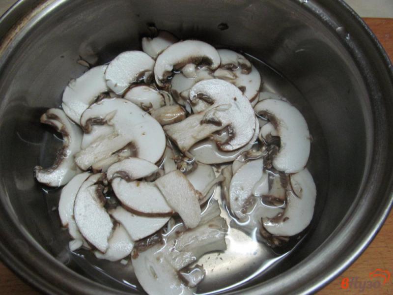 Фото приготовление рецепта: Мясные зразы с грибами шаг №2