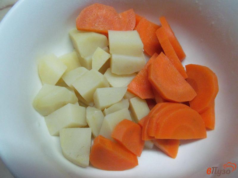 Фото приготовление рецепта: Поливка - суп с бужениной и овощами шаг №5