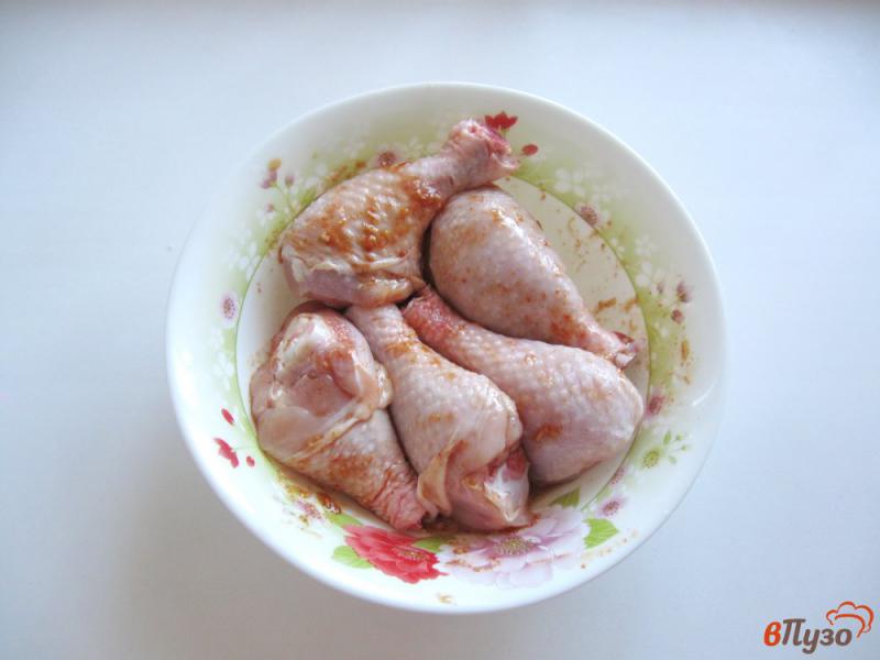 Фото приготовление рецепта: Курица в медово-соевом маринаде шаг №4