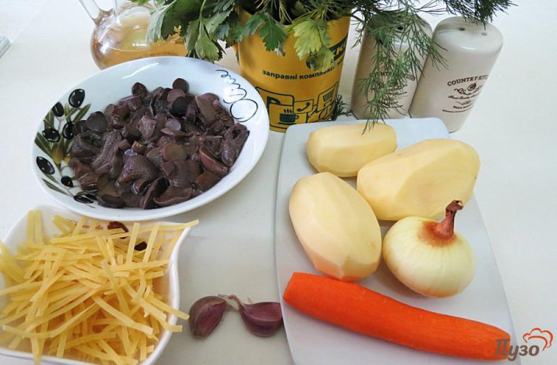 Фото приготовление рецепта: Суп постный с грибами и лапшой шаг №1