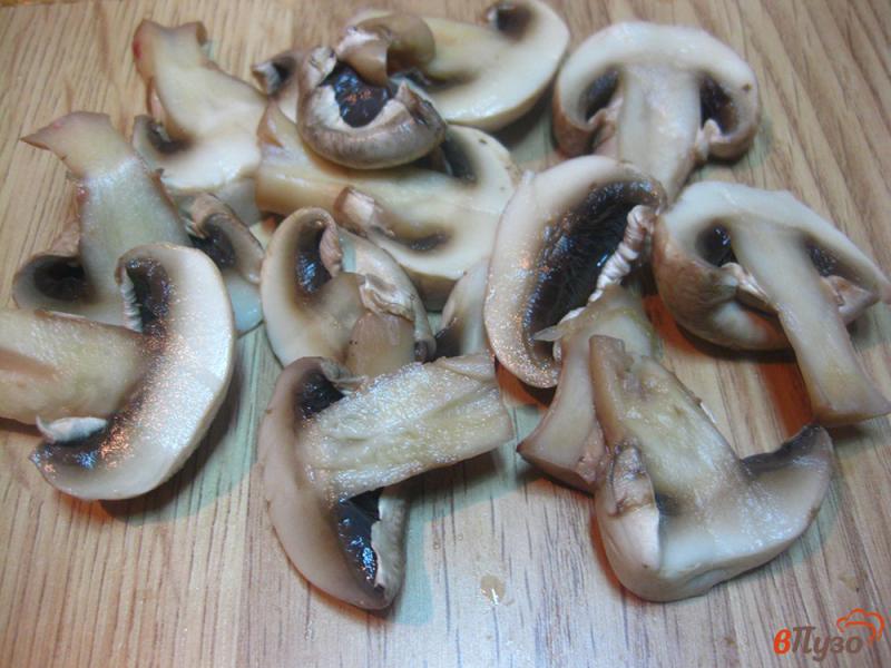 Фото приготовление рецепта: Печень индейки с грибами шаг №1