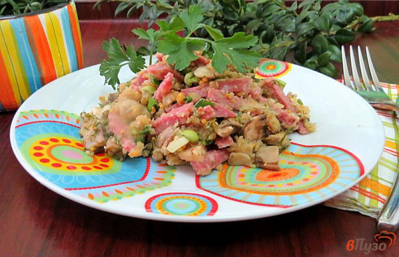 Фото приготовление рецепта: Салат с чечевицей в горчичном соусе шаг №7