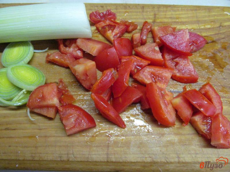 Фото приготовление рецепта: Суп с фасолью и томатами на бульоне из баранины шаг №5