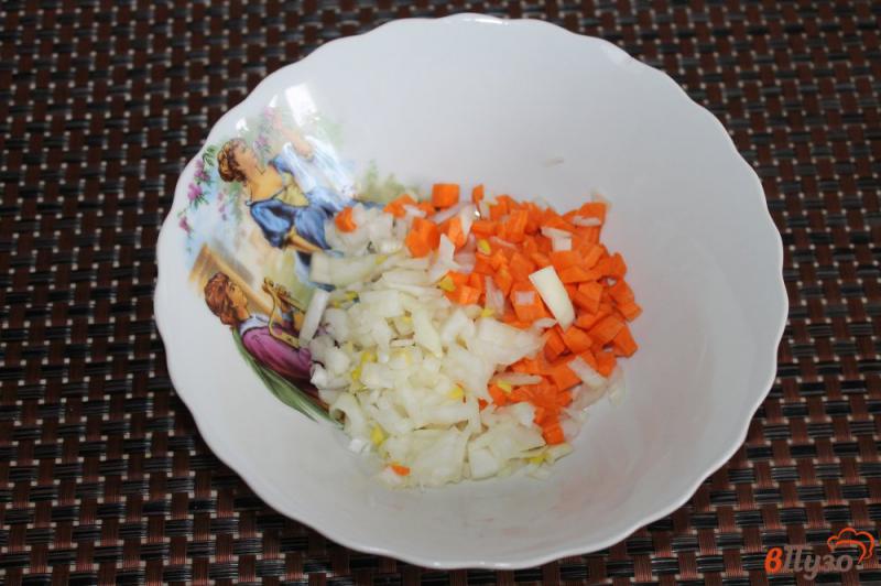 Фото приготовление рецепта: Суп на бульоне с курицей и брокколи шаг №3