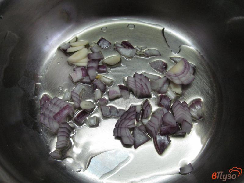 Фото приготовление рецепта: Суп «садовника» с фасолью горошком и помидором шаг №1