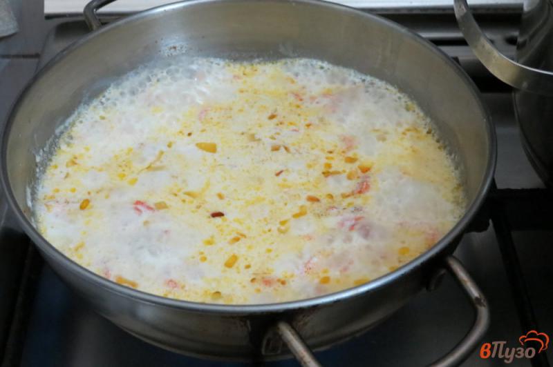Фото приготовление рецепта: Суп из шпината с опятами шаг №4